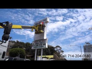 Duffy Boats Sign Refurbishing